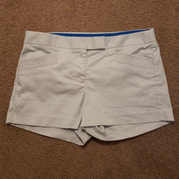 J. Crew Pants - J. Crew Shorts Tan Flat Front Size 4 City Fit